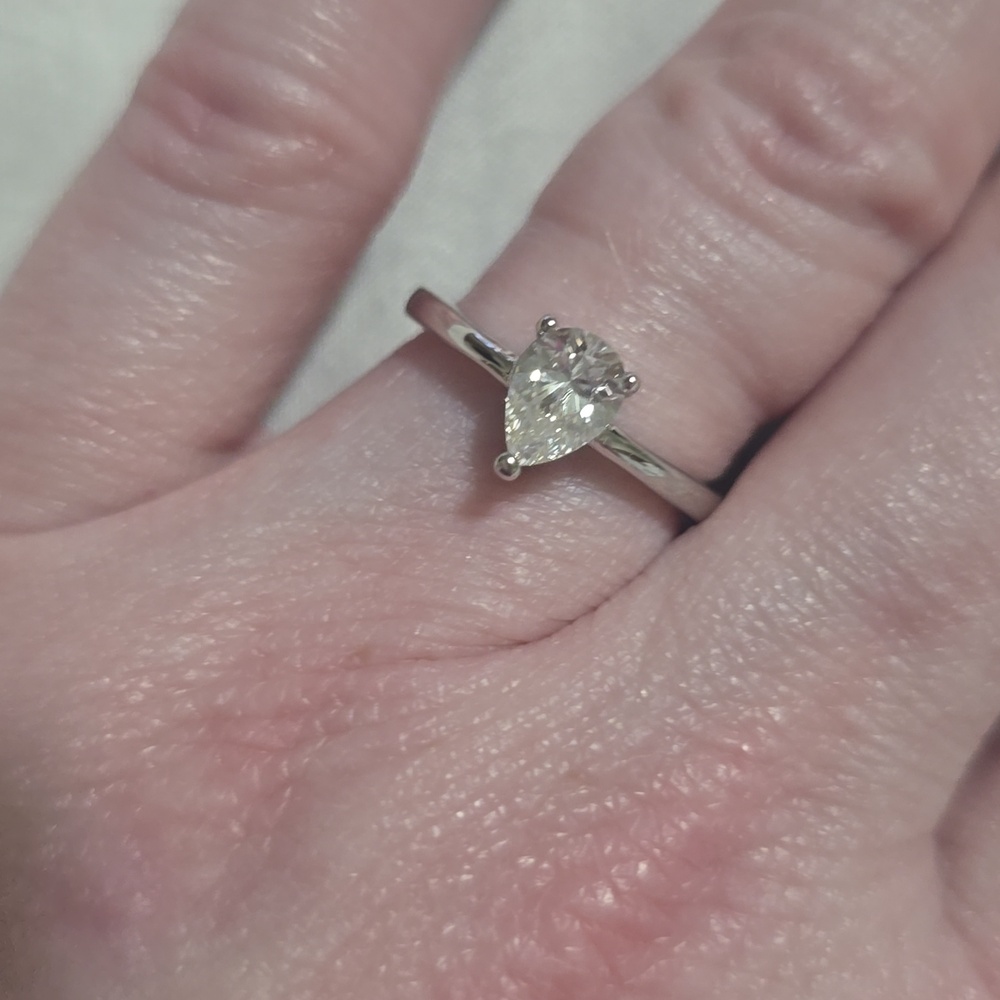 Pear-Shaped Solitaire Moissanite Ring In Size 6